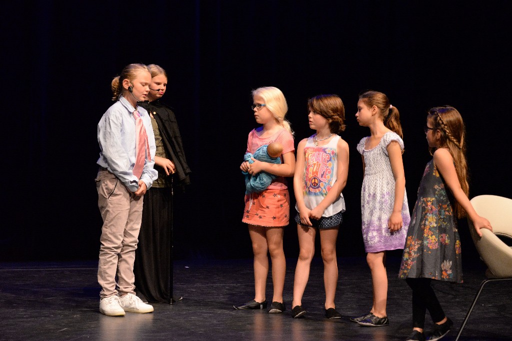 ../Images/Musical Nanny de Vries 161.jpg